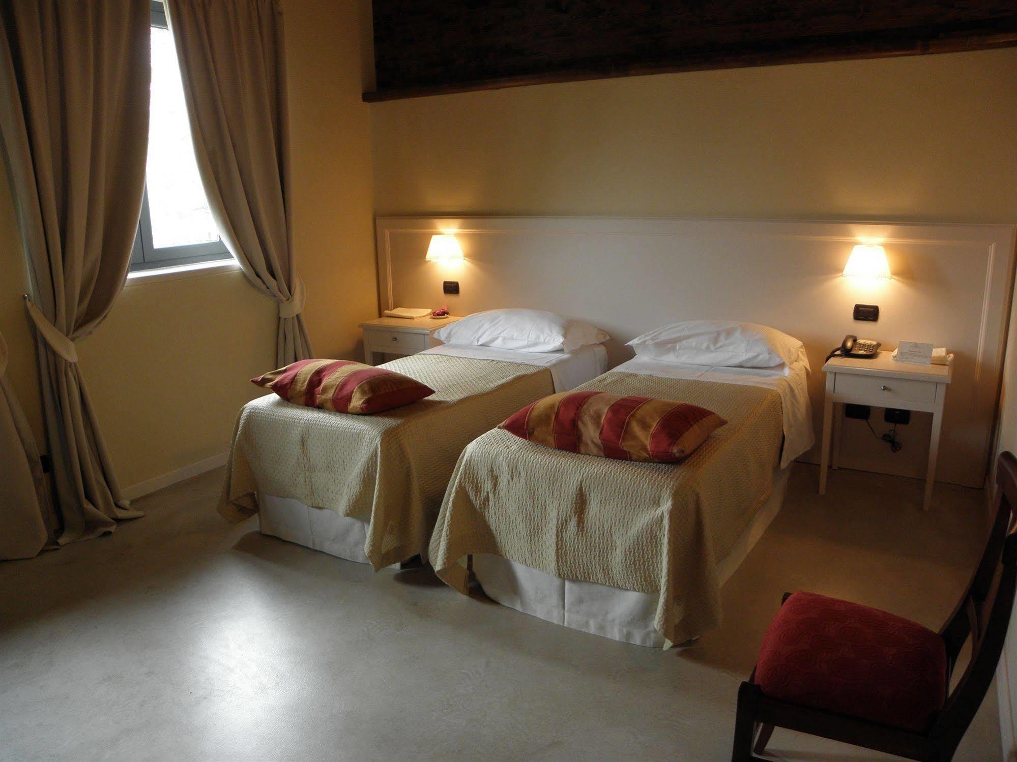 Della Ceramica Hotel 3*
